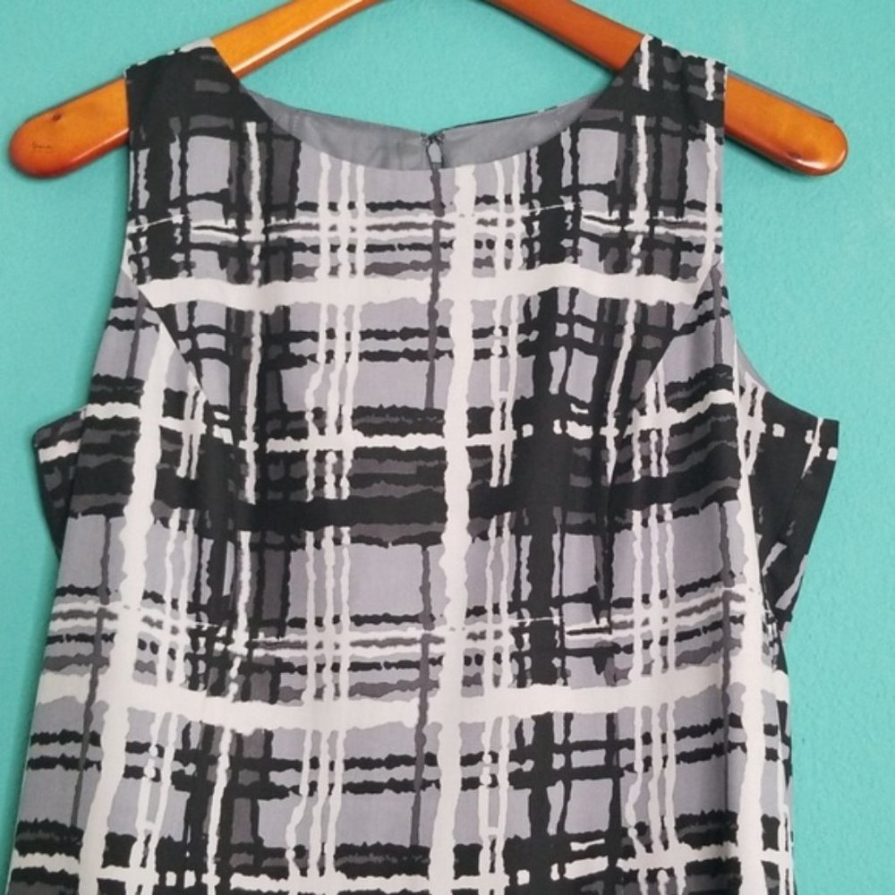 {Pure Collection} Gray Black White Shift Dress - image 2